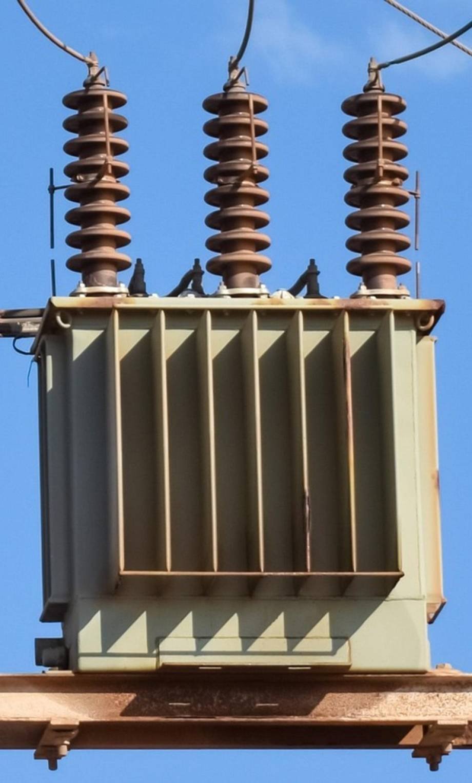 electricity-2820425_1280 (1)